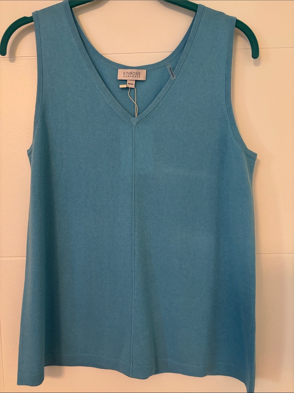 Kinross Cashmere Women's Turquoise V-Neck Tank Top